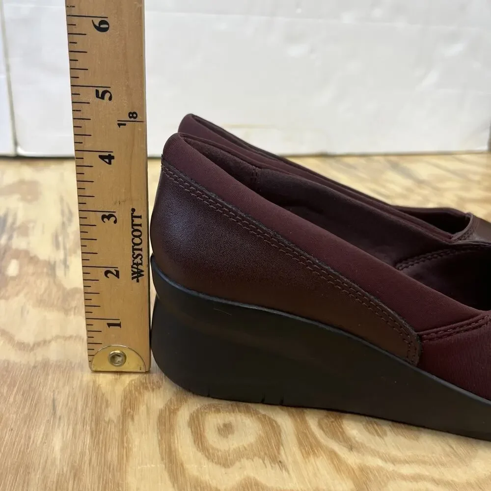 Clarks Collection Suttyn Walk Wedge Heel Slip On Shoe Womens 7M Burgundy Career